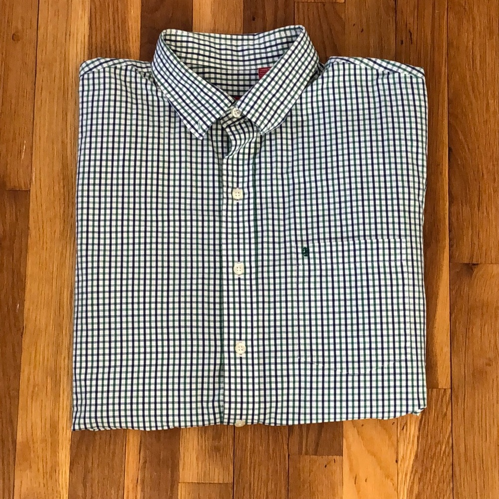 Izod men’s button down